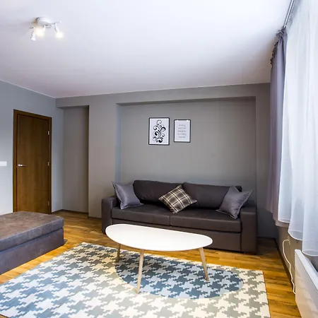 Sunny Hills Ski&wellness Aparthotel 2*