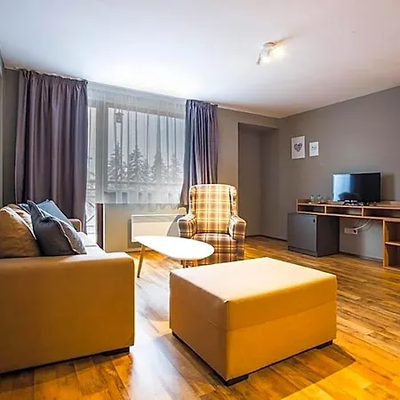 Sunny Hills Ski&wellness Aparthotel